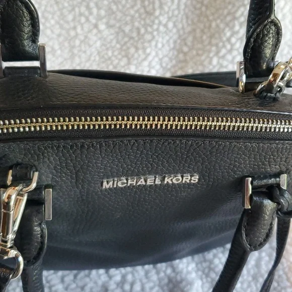 Michale Kors Black Leather Handbag - Picture 6 of 14